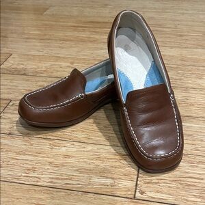 Red Wing Women’s Normcore Shoes Brown Leather Slip-On Loafers 6B